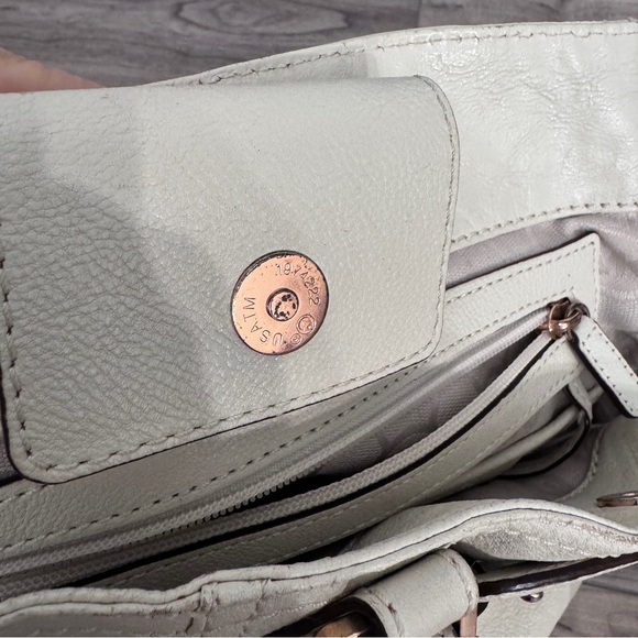 Michael Kors Gansevoort Ivory Cream Crossbody Shoulder Bag Tote with Rose Gold - Picture 15 of 17